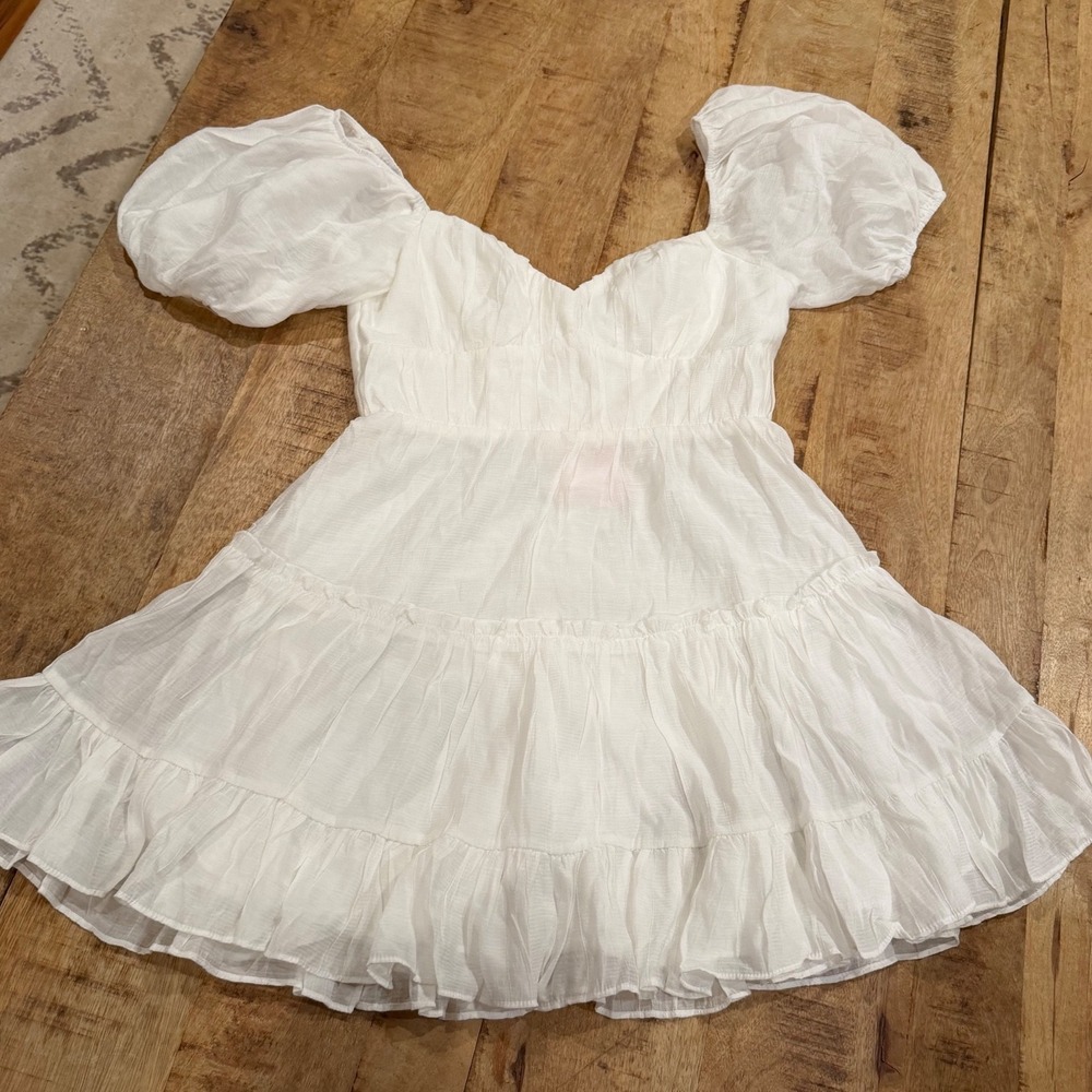 Hello Molly Mika & Gala White Puff Sleeve Tiered Mini Dress Size 10 NWT